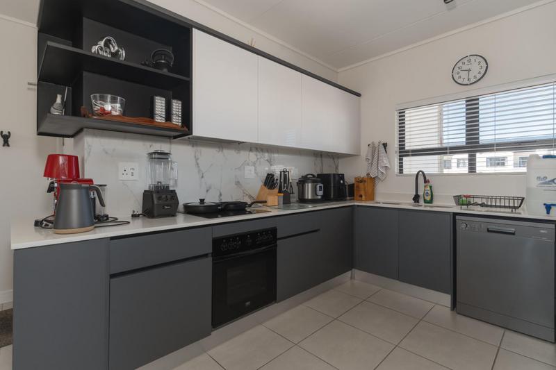 2 Bedroom Property for Sale in The Huntsman Western Cape